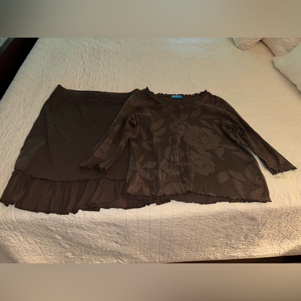 Fresh Produce Skirt Set, 2-Piece Brown Floral Pattern, Size L & M, 100% Cotton